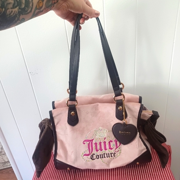 Juicy Couture Dreamy Tote - Picture 10 of 11